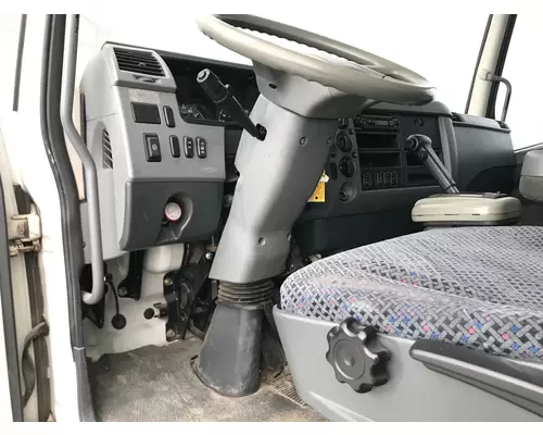 MITSUBISHI FUSO FK417 Cab Assembly