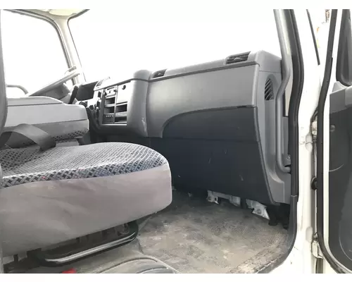MITSUBISHI FUSO FK417 Cab Assembly