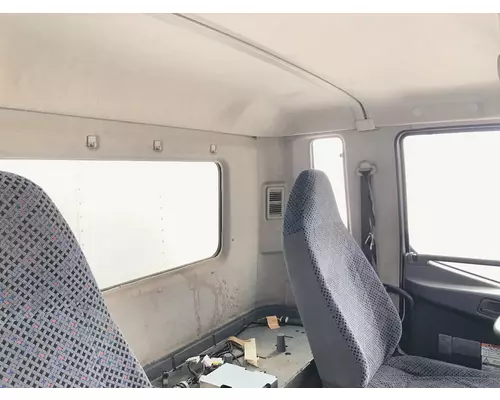 MITSUBISHI FUSO FK417 Cab Assembly