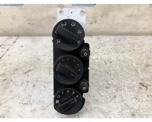 MITSUBISHI FUSO FK417 Cab Misc. Interior Parts