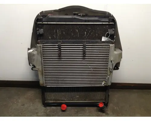 MITSUBISHI FUSO FK417 Cooling Assembly. (Rad., Cond., ATAAC)