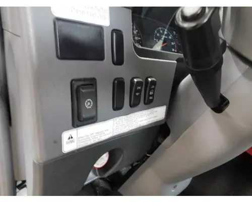 MITSUBISHI FUSO FK Cab