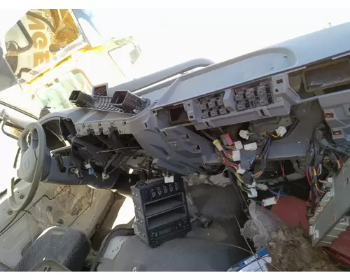 MITSUBISHI FUSO FK Cab
