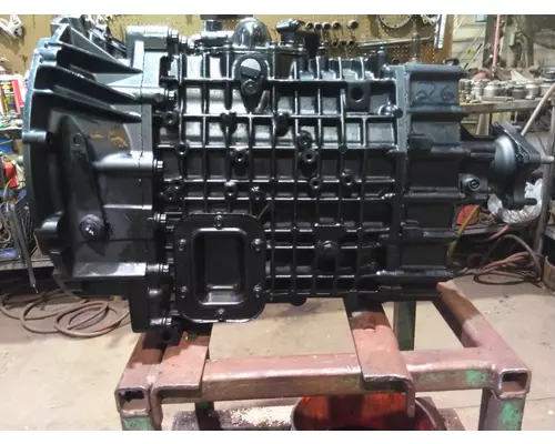 MITSUBISHI FUSO FK TRANSMISSION ASSEMBLY