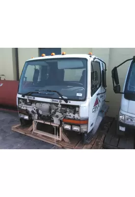 MITSUBISHI FUSO FM617 CAB