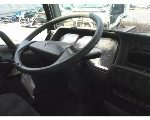 MITSUBISHI FUSO FM617 CAB