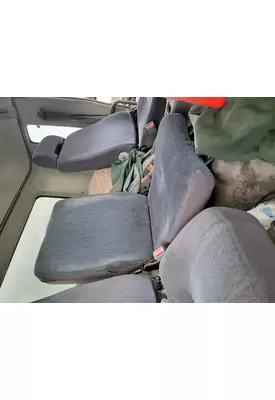 MITSUBISHI FUSO FM617 Seat, Front