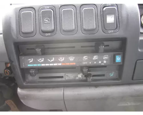 MITSUBISHI FUSO FM617 TEMPERATURE CONTROL