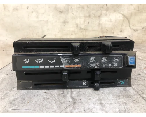 MITSUBISHI FUSO FM657 Cab Misc. Interior Parts