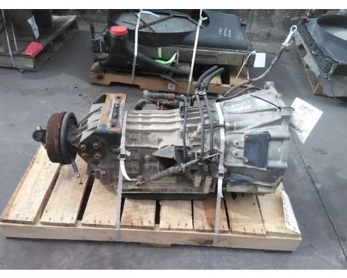 MITSUBISHI FUSO ME526-819 TRANSMISSION ASSEMBLY