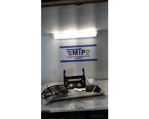 MITSUBISHI FUSO  BATTERY BOX