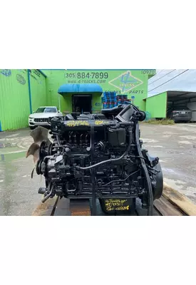 MITSUBISHI 4D31 Engine Assembly