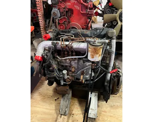 MITSUBISHI 4D34 Engine Assembly