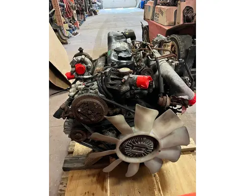 MITSUBISHI 4D34 Engine Assembly