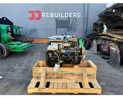 MITSUBISHI 4M50-3AT8 Engine Assembly