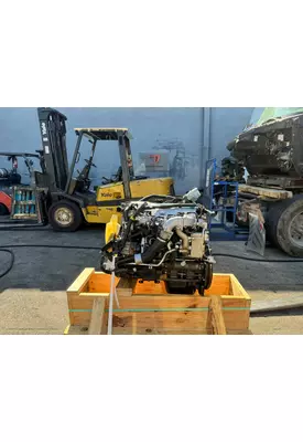 MITSUBISHI 4M50-6AT8 Engine Assembly