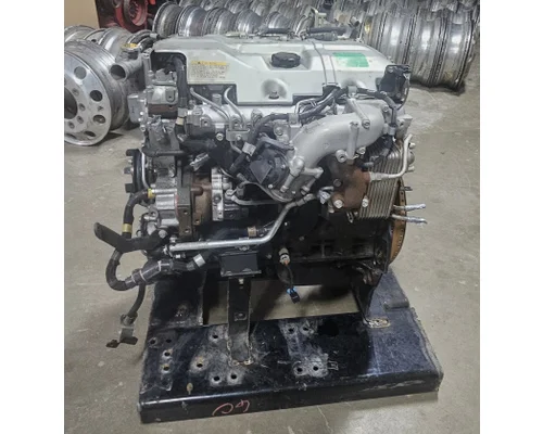 MITSUBISHI 4M50-6AT8 Engine Assembly