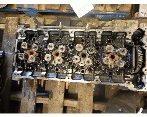 MITSUBISHI 4M50 Cylinder Head