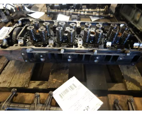 MITSUBISHI 4M50 Cylinder Head