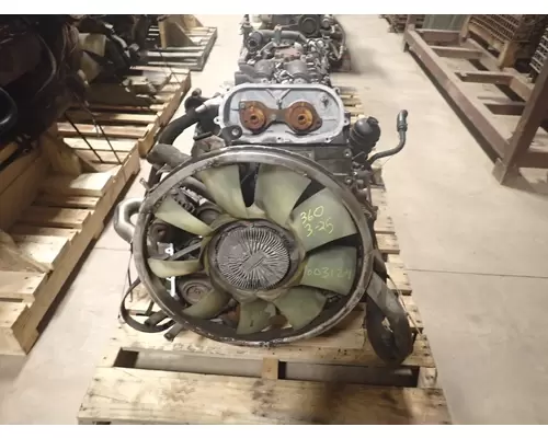 MITSUBISHI 4P10 Engine Assembly