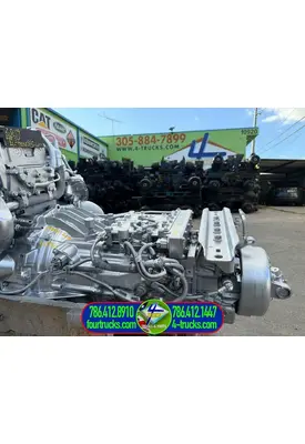 MITSUBISHI 4P10 Transmission Assembly