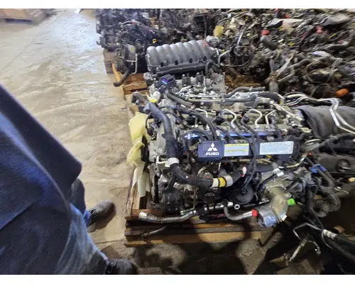 MITSUBISHI F1C Engine Assembly