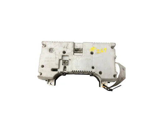MITSUBISHI FE Instrument Cluster