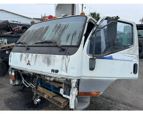 MITSUBISHI FUSO FE649 Cab