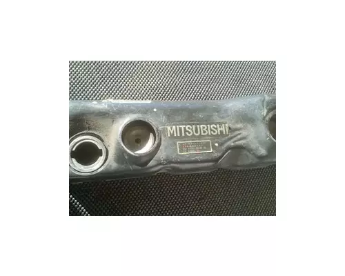 MITSUBISHI N/A Valve Cover