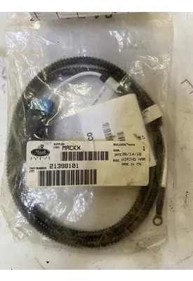 Mack / Volvo  1 RCTP Misc Items