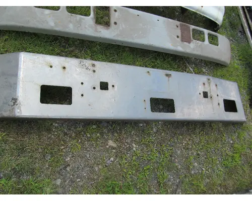 Bumper Assembly, Front MACK  WM. Cohen &amp; Sons