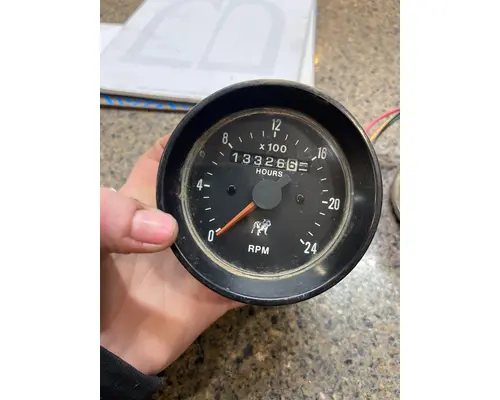 Gauges (all) MACK  Truck Salvage International Inc