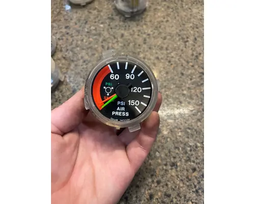 Gauges (all) MACK  Truck Salvage International Inc