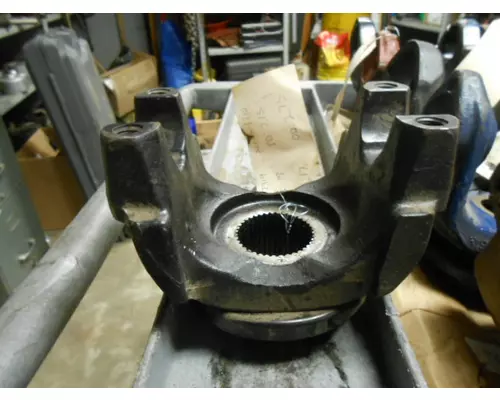 Universal Slip Yoke Mack 1710 Bobby Johnson Equipment Co., Inc.