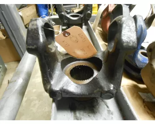 Universal Slip Yoke Mack 1710 Bobby Johnson Equipment Co., Inc.