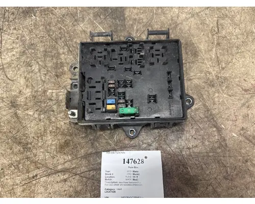 Fuse Box MACK 23909810 West Side Truck Parts