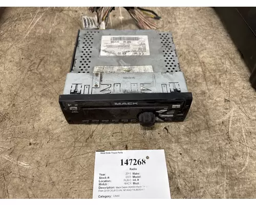 Radio MACK 24141895 West Side Truck Parts