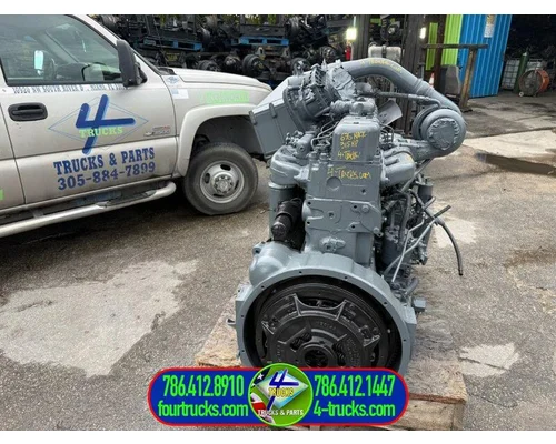 Mack 676 Engine Assembly