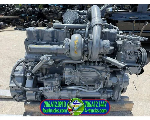 Mack 676 Engine Assembly