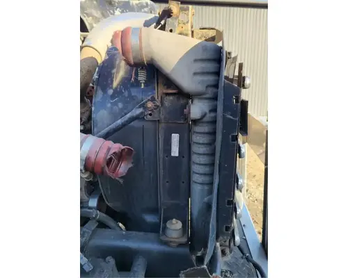Mack 700 Air Conditioner Condenser
