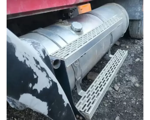 Mack 700 Fuel Tank