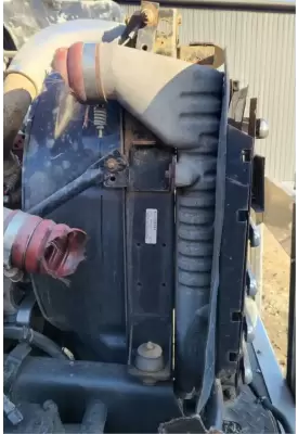 Mack 700 Radiator