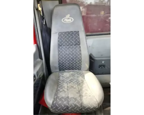 Mack 700 Seat, Front