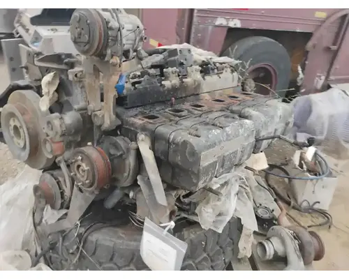 Mack AI-400 Engine Assembly