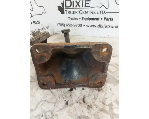 Mack AI 460 Engine Mounts