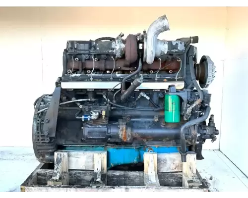 Mack AMI-370 Engine Assembly