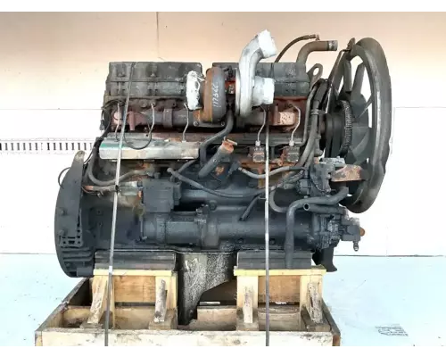 Mack AMI-370 Engine Assembly