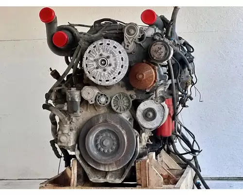 Mack AMI-370 Engine Assembly