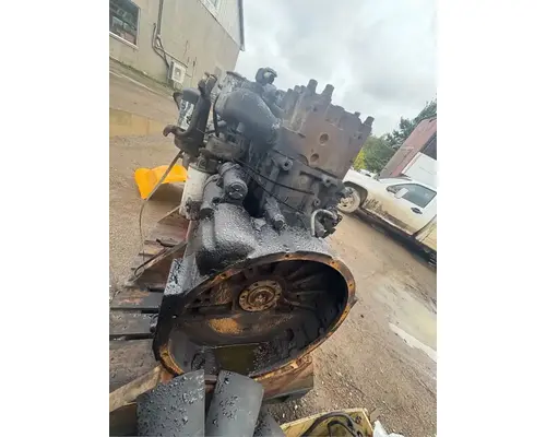 Mack AMI-370 Engine Assembly