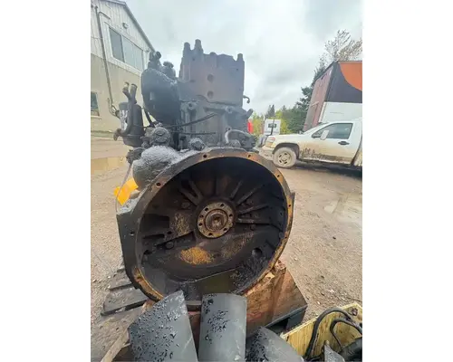 Mack AMI-370 Engine Assembly